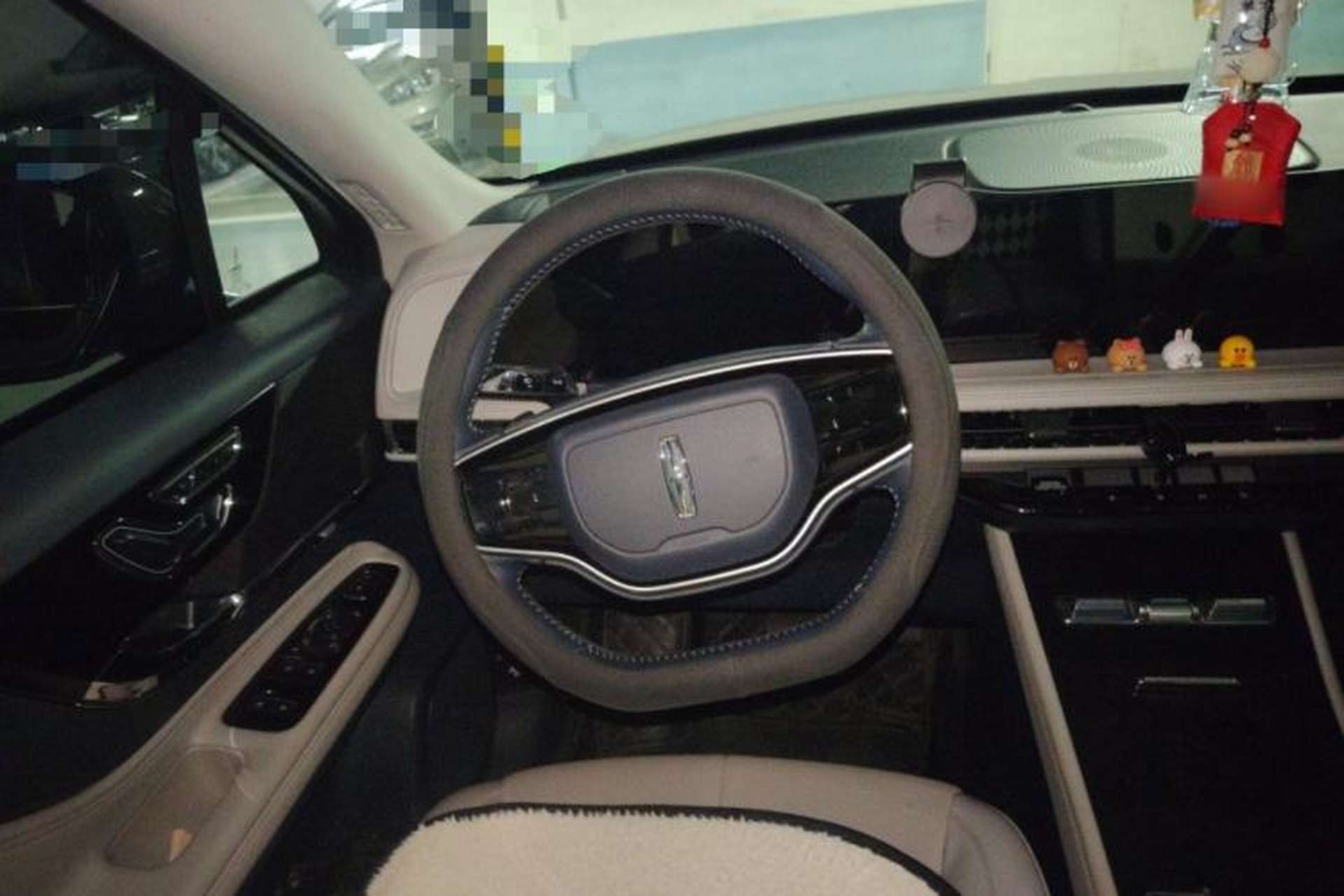 Used Lincoln Corsair 2023 2.0T Two-Wheel-Drive Luxury Edition Steering Wheel