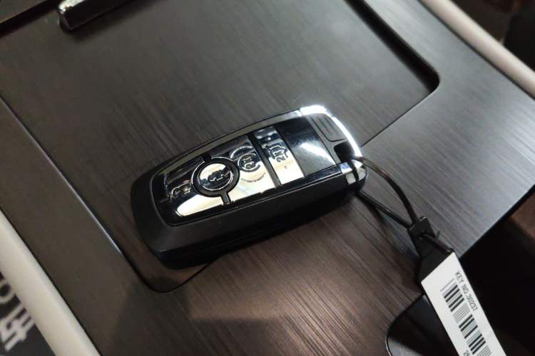 Used Lincoln Corsair 2023 2.0T Two-Wheel Drive Luxury Edition Vehicle Key