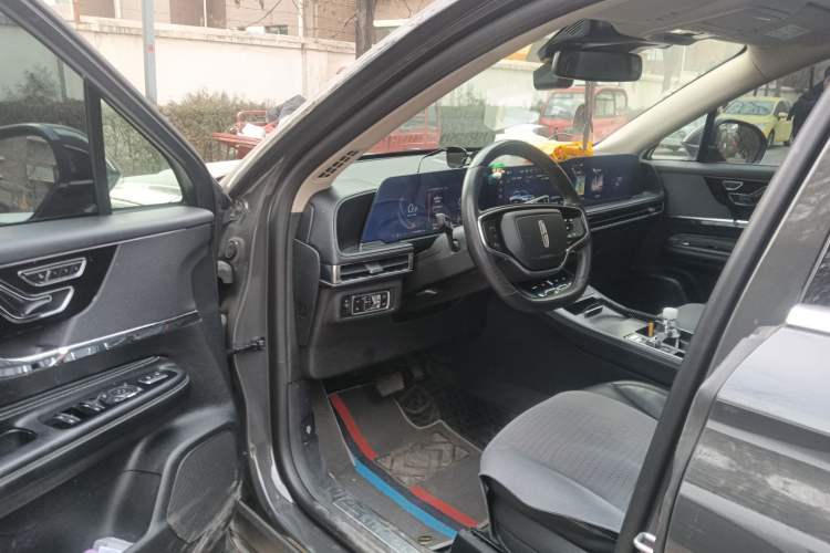 Used Lincoln Corsair 2023 2.0T Two-Wheel Drive Luxury Edition Driver Seat