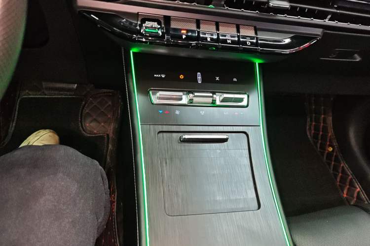 Used Lincoln Corsair 2023 2.0T All-Wheel-Drive Prestige Version Gear Lever