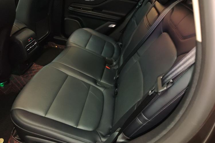 Used Lincoln Corsair 2023 2.0T All-Wheel-Drive Prestige Version Left Rear Seat