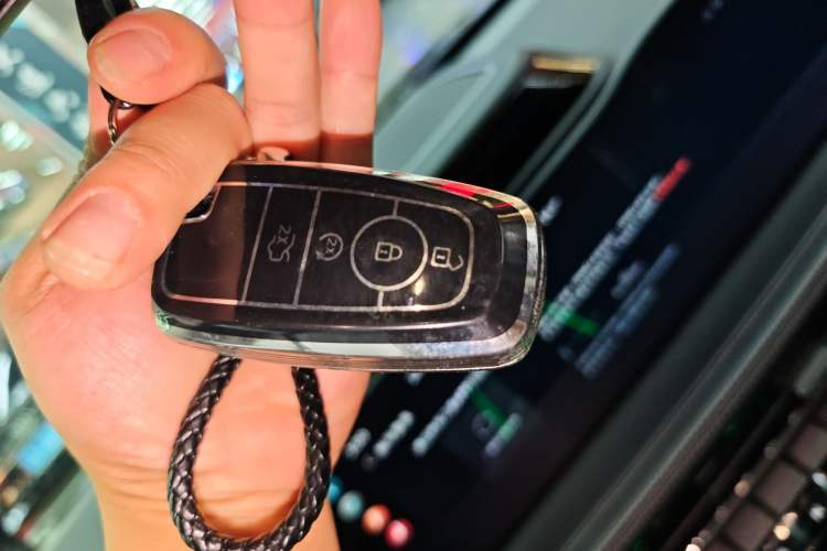 Used Lincoln Corsair 2023 2.0T All-Wheel-Drive Prestige Version Vehicle Key