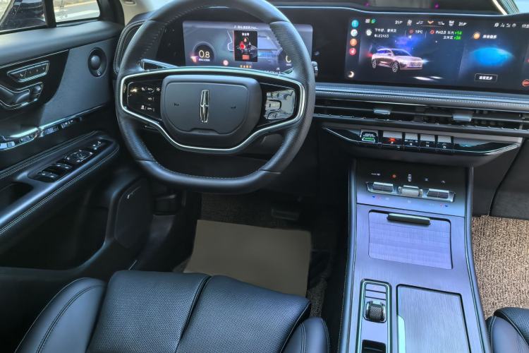 Used Lincoln Corsair 2023 2.0T All-Wheel-Drive Prestige Version Interior 8