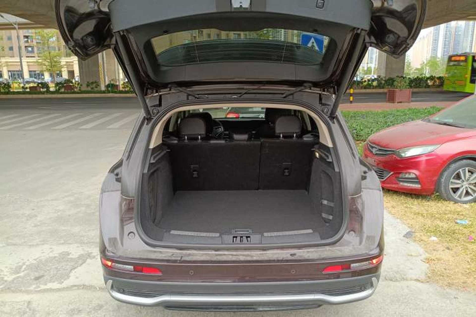 Used Lincoln Corsair 2023 2.0T Two-Wheel Drive Luxury Edition Trunk