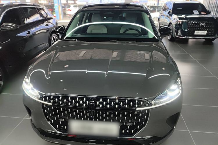Used Lincoln Corsair 2023 2.0T Two-Wheel-Drive Luxury Edition Front