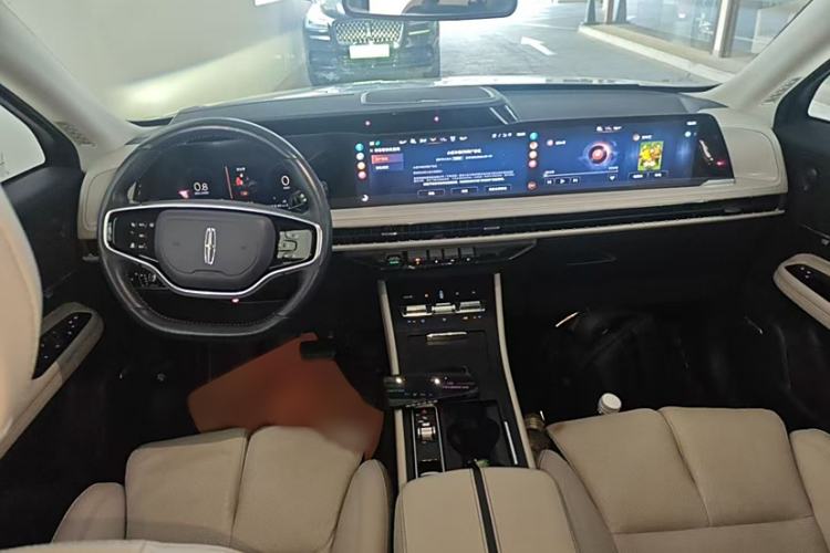 Used Lincoln Corsair 2023 2.0T All-Wheel-Drive Prestige Version Interior 1