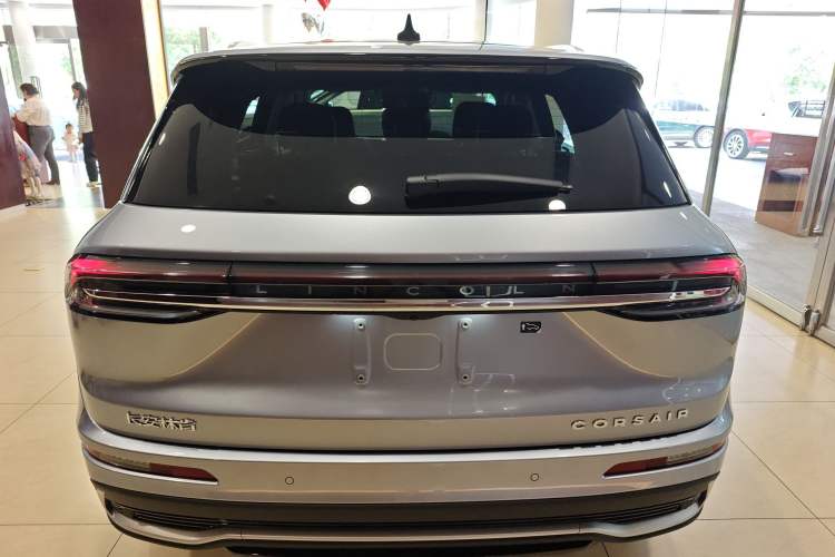 Used Lincoln Corsair 2023 2.0T Two-Wheel-Drive Luxury Edition Rear