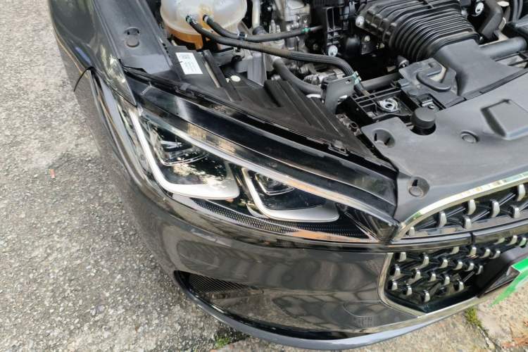Used Lincoln Corsair 2023 2.0T Two-Wheel-Drive Luxury Edition Right Front Headlight