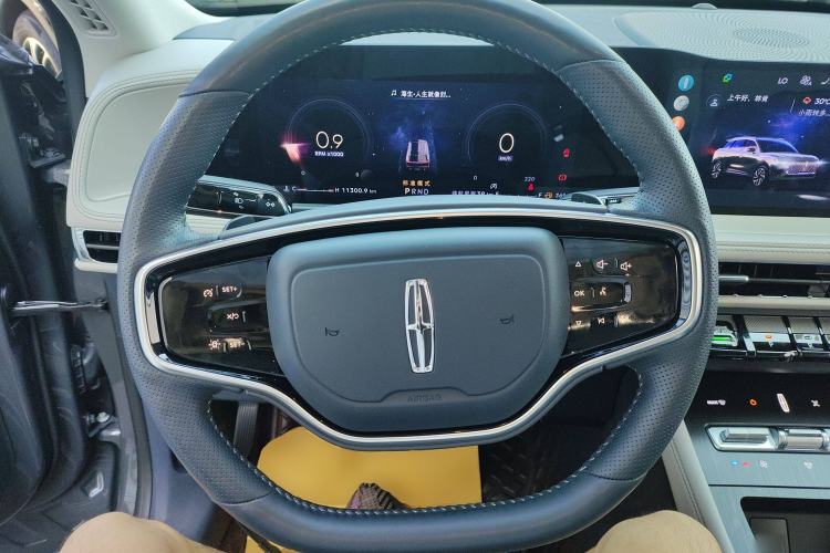 Used Lincoln Corsair 2023 2.0T Two-Wheel Drive Luxury Edition Steering Wheel