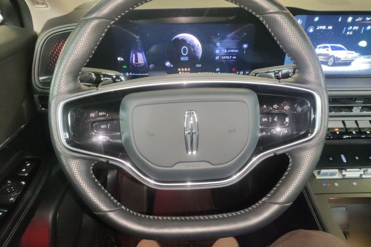 Used Lincoln Corsair 2023 2.0T Two-Wheel Drive Luxury Edition Steering Wheel