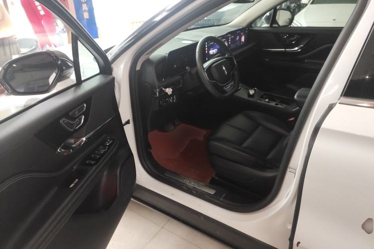 Used Lincoln Corsair 2023 2.0T Two-Wheel Drive Luxury Edition Driver Seat
