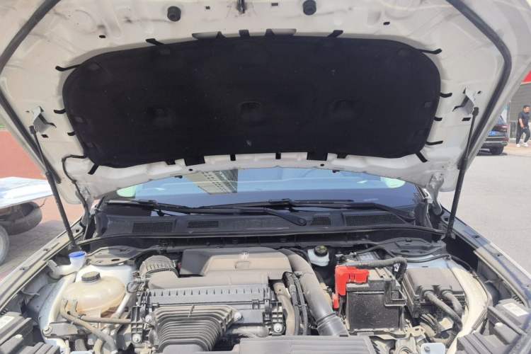 Used Lincoln Corsair 2023 2.0T Two-Wheel Drive Luxury Edition Engine Bay