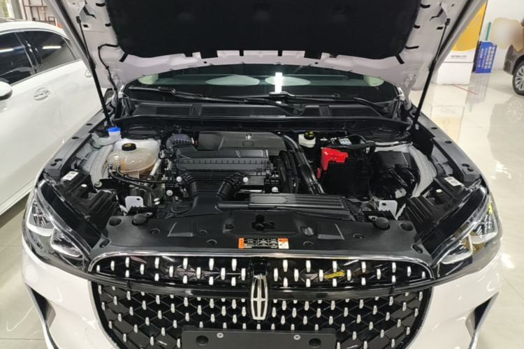 Used Lincoln Corsair 2023 2.0T Two-Wheel Drive Luxury Edition Engine Bay
