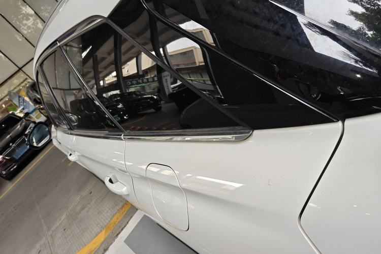 Used Lincoln Corsair 2023 2.0T Two-Wheel Drive Luxury Edition Exterior 3