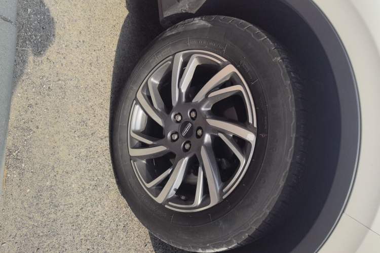 Used Lincoln Corsair 2023 2.0T Two-Wheel Drive Luxury Edition Exterior 7
