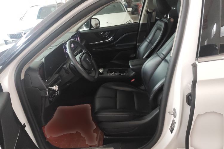 Used Lincoln Corsair 2023 2.0T Two-Wheel Drive Luxury Edition Left Front Seat