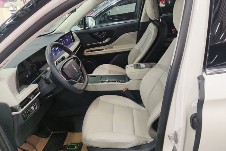 Used Lincoln Corsair 2023 2.0T Two-Wheel Drive Luxury Edition Left Front Seat