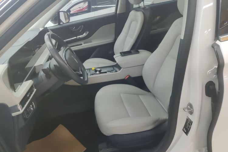 Used Lincoln Corsair 2023 2.0T Two-Wheel Drive Luxury Edition Left Front Seat