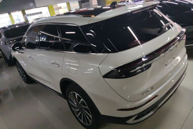 Used Lincoln Corsair 2023 2.0T Two-Wheel-Drive Luxury Edition Left Side