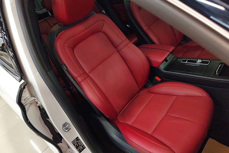Used Lincoln Corsair 2023 2.0T Two-Wheel-Drive Luxury Edition Right Front Seat