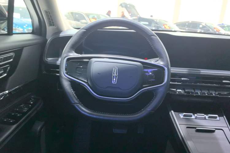 Used Lincoln Corsair 2023 2.0T Two-Wheel Drive Luxury Edition Steering Wheel