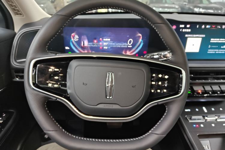 Used Lincoln Corsair 2023 2.0T Two-Wheel Drive Luxury Edition Steering Wheel