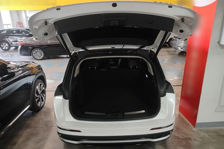 Used Lincoln Corsair 2023 2.0T Two-Wheel Drive Luxury Edition Trunk