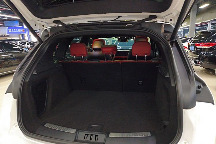 Used Lincoln Corsair 2023 2.0T Two-Wheel-Drive Luxury Edition Trunk