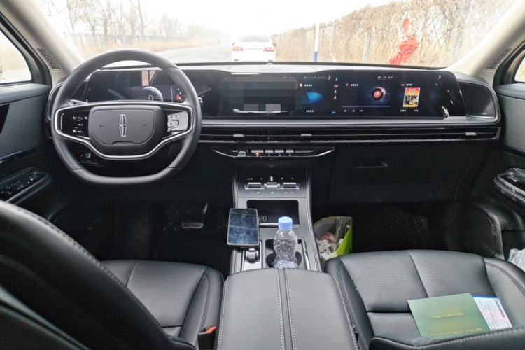 Used Lincoln Corsair 2024 1.5T Two-Wheel Drive Luxury Hybrid Version Center Console
