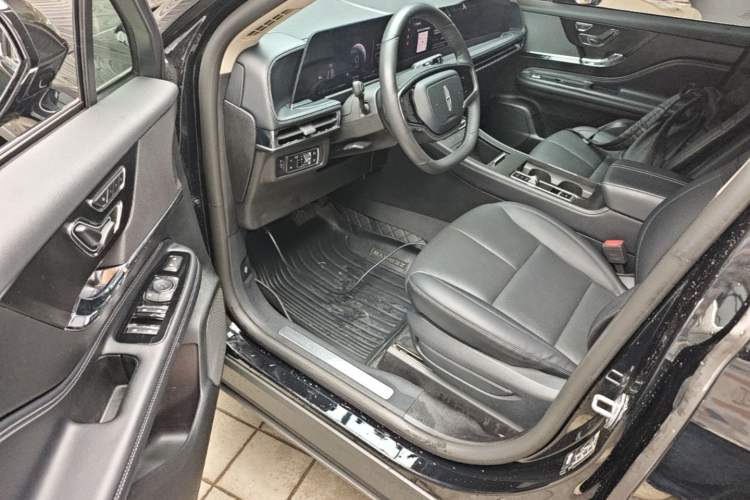 Used Lincoln Corsair 2024 2.0T Two-Wheel-Drive Luxury Edition Driver Seat