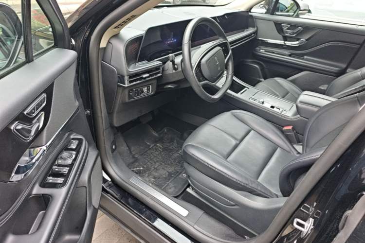 Used Lincoln Corsair 2024 1.5T Two-Wheel Drive Luxury Hybrid Version Driver Seat
