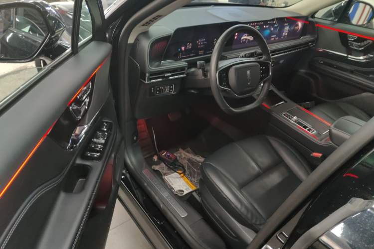 Used Lincoln Corsair 2024 2.0T Two-Wheel Drive Deluxe Edition Driver Seat