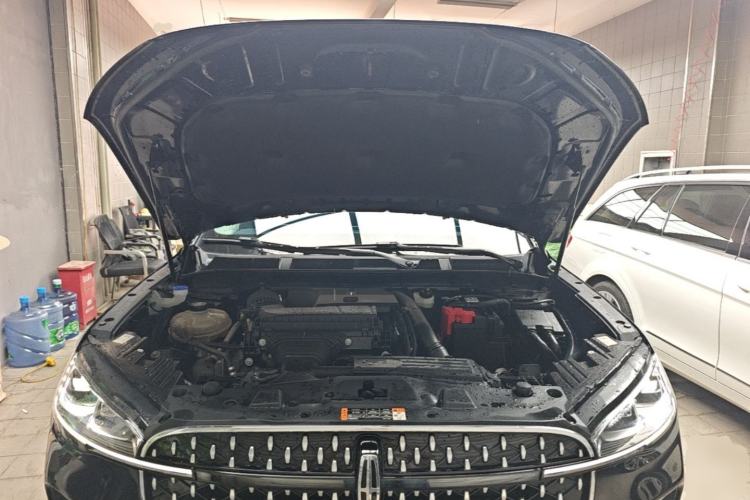 Used Lincoln Corsair 2024 2.0T Two-Wheel-Drive Luxury Edition Engine Bay