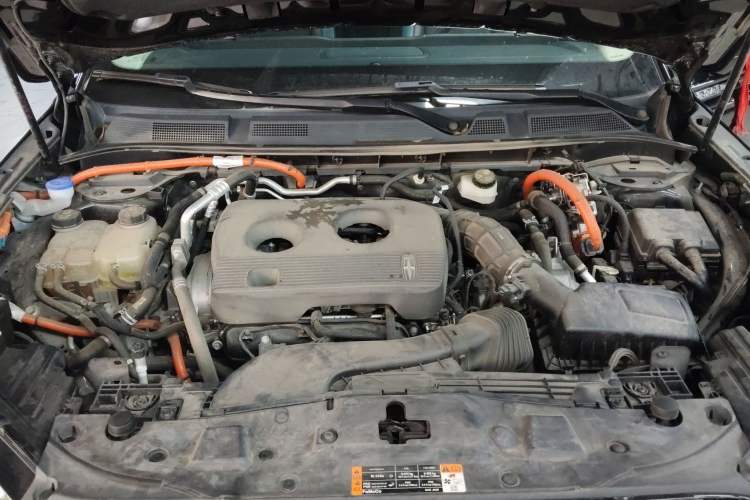 Used Lincoln Corsair 2024 1.5T Two-Wheel Drive Luxury Hybrid Version Engine Bay