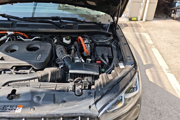 Used Lincoln Corsair 2024 1.5T Two-Wheel Drive Luxury Hybrid Version Engine Bay Left