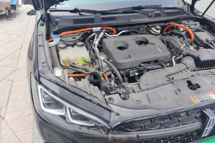 Used Lincoln Corsair 2024 1.5T Two-Wheel Drive Deluxe Hybrid Version Engine Bay Right