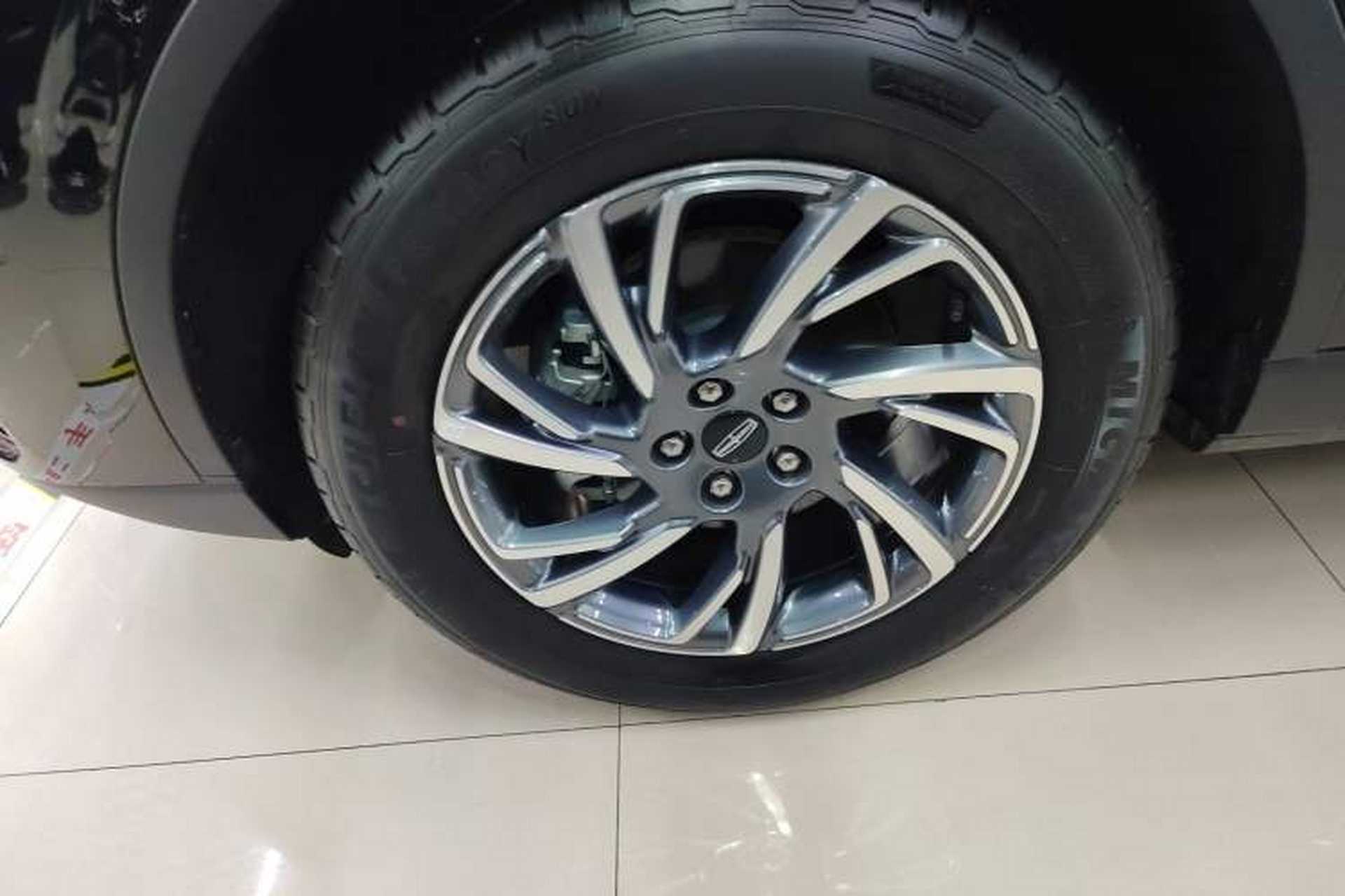 Used Lincoln Corsair 2024 2.0T Two-Wheel Drive Deluxe Edition Exterior 4