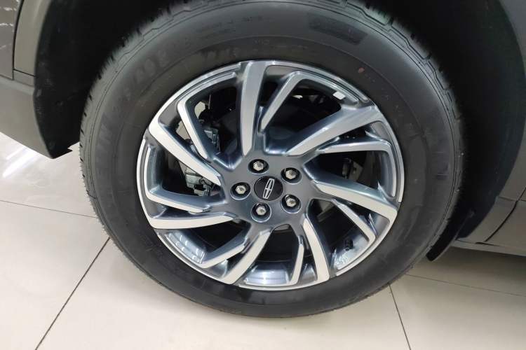 Used Lincoln Corsair 2024 2.0T Two-Wheel Drive Deluxe Edition Exterior 5