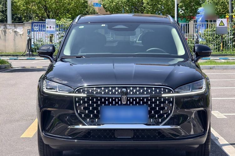 Used Lincoln Corsair 2024 2.0T Two-Wheel-Drive Luxury Edition Exterior 5