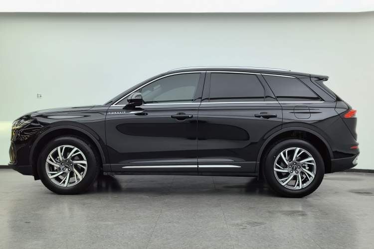 Used Lincoln Corsair 2024 2.0T Two-Wheel Drive Deluxe Edition Exterior 6
