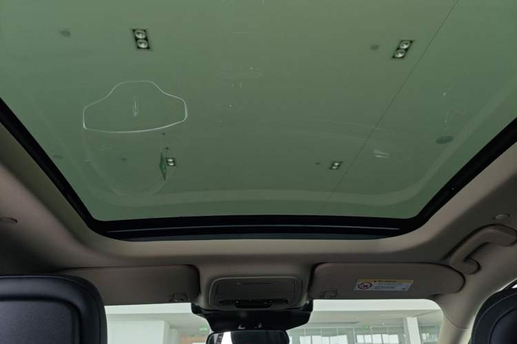 Used Lincoln Corsair 2024 1.5T Two-Wheel Drive Deluxe Hybrid Version Headliner