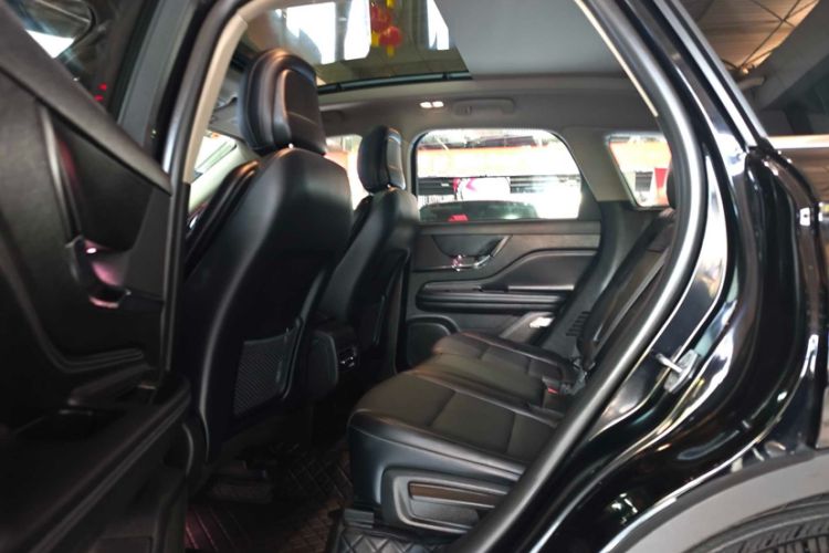 Used Lincoln Corsair 2024 2.0T Two-Wheel Drive Deluxe Edition Interior 1
