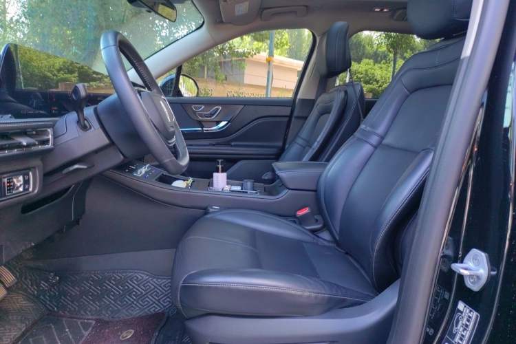 Used Lincoln Corsair 2024 1.5T Two-Wheel Drive Deluxe Hybrid Version Left Front Seat