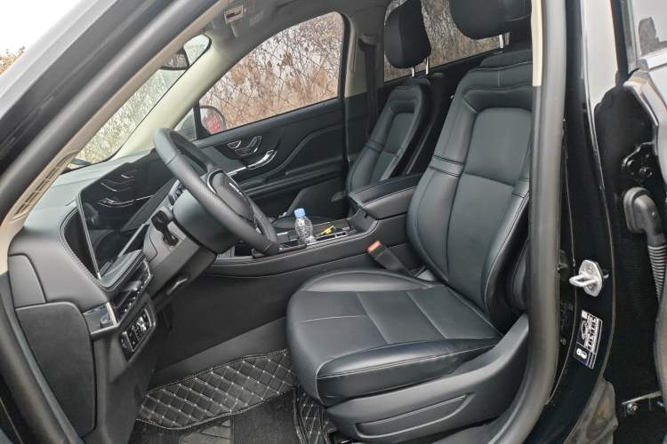 Used Lincoln Corsair 2024 1.5T Two-Wheel Drive Luxury Hybrid Version Left Front Seat