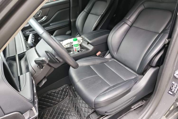 Used Lincoln Corsair 2024 2.0T Two-Wheel Drive Deluxe Edition Left Front Seat