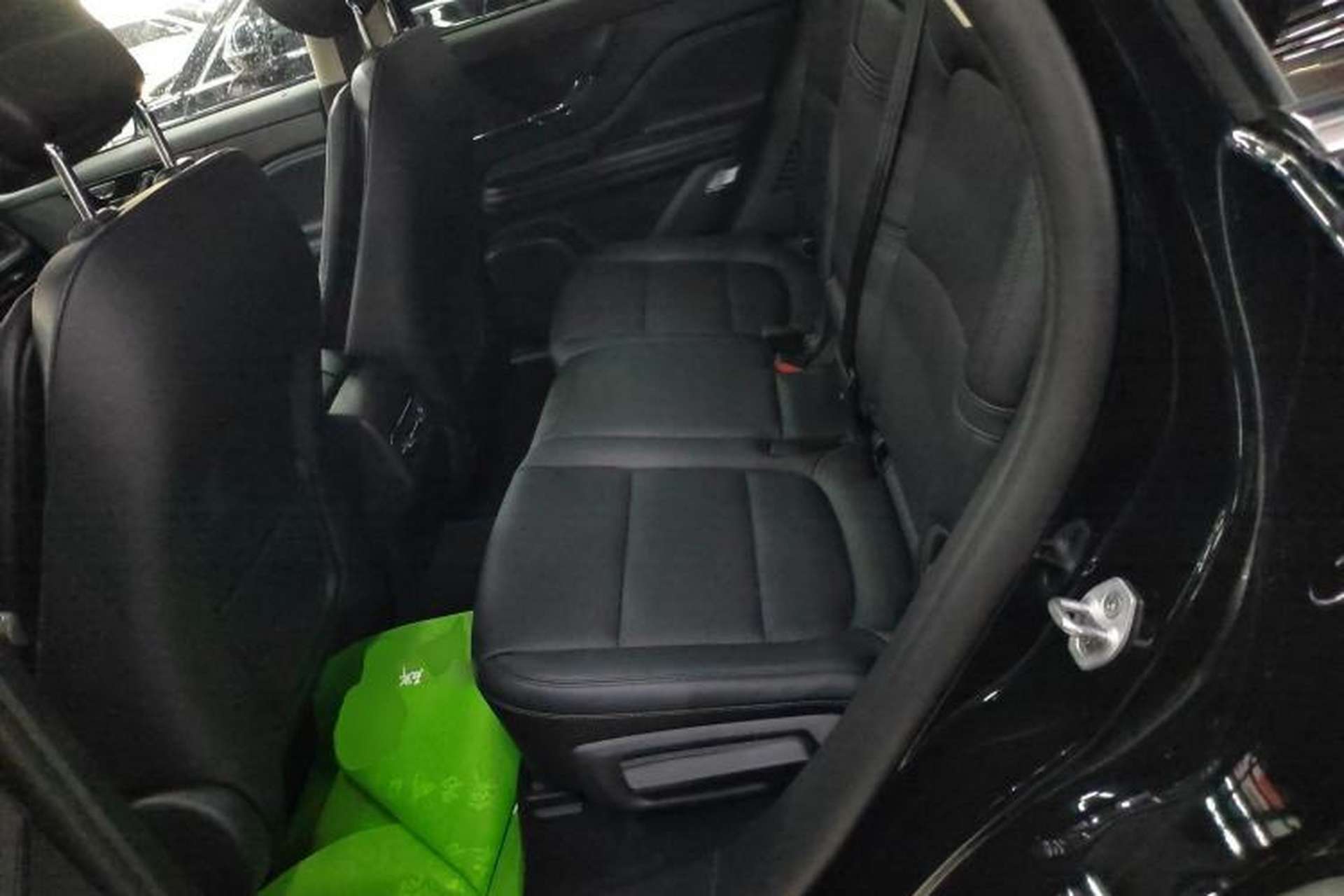 Used Lincoln Corsair 2024 2.0T Two-Wheel Drive Deluxe Edition Left Rear Seat