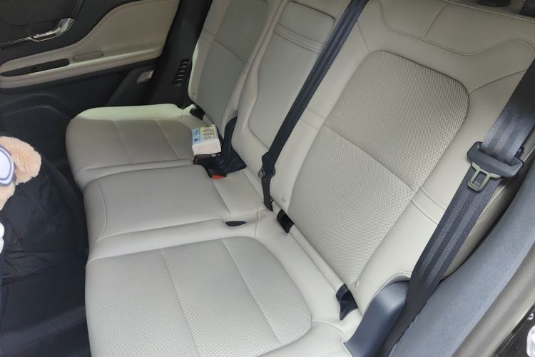 Used Lincoln Corsair 2024 2.0T Two-Wheel Drive Deluxe Edition Left Rear Seat