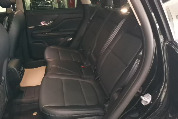 Used Lincoln Corsair 2024 2.0T Two-Wheel-Drive Luxury Edition Left Rear Seat