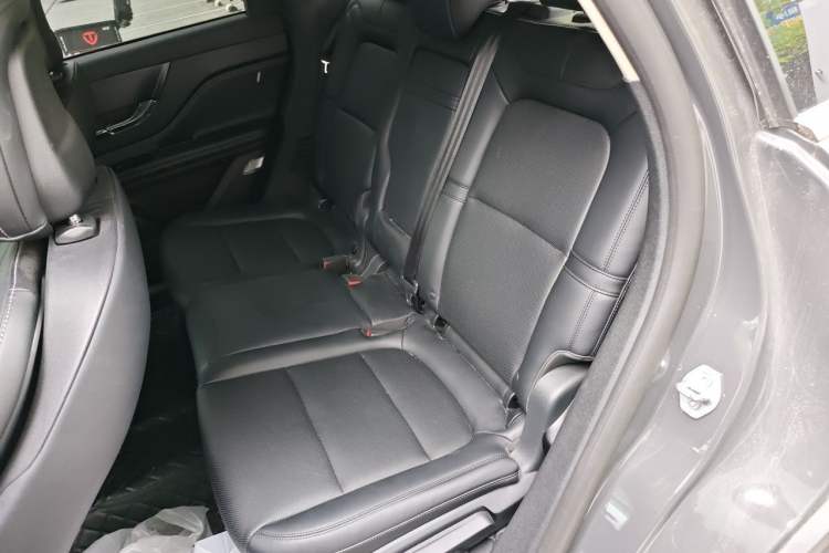 Used Lincoln Corsair 2024 2.0T Two-Wheel Drive Deluxe Edition Left Rear Seat