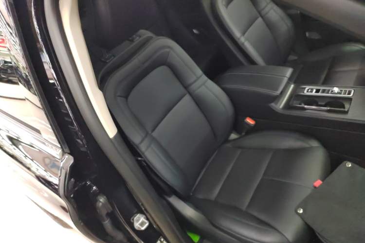 Used Lincoln Corsair 2024 2.0T Two-Wheel Drive Deluxe Edition Right Front Seat